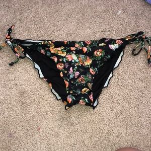 Cheeky floral bottoms